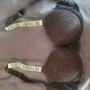 Victoria Secret Very Sexy push up